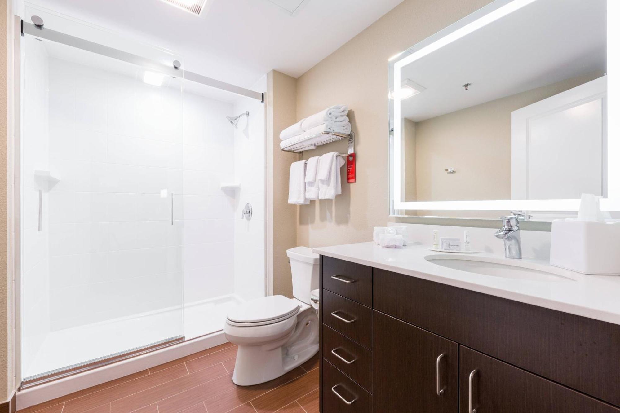 Towneplace Suites By Marriott Edmonton South Εξωτερικό φωτογραφία