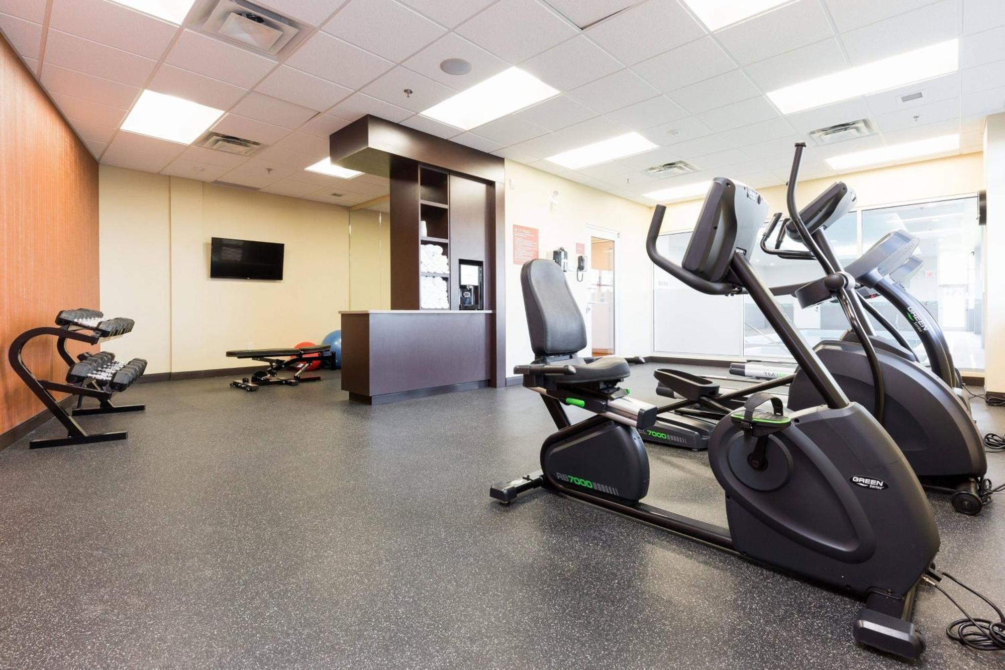 Towneplace Suites By Marriott Edmonton South Εξωτερικό φωτογραφία