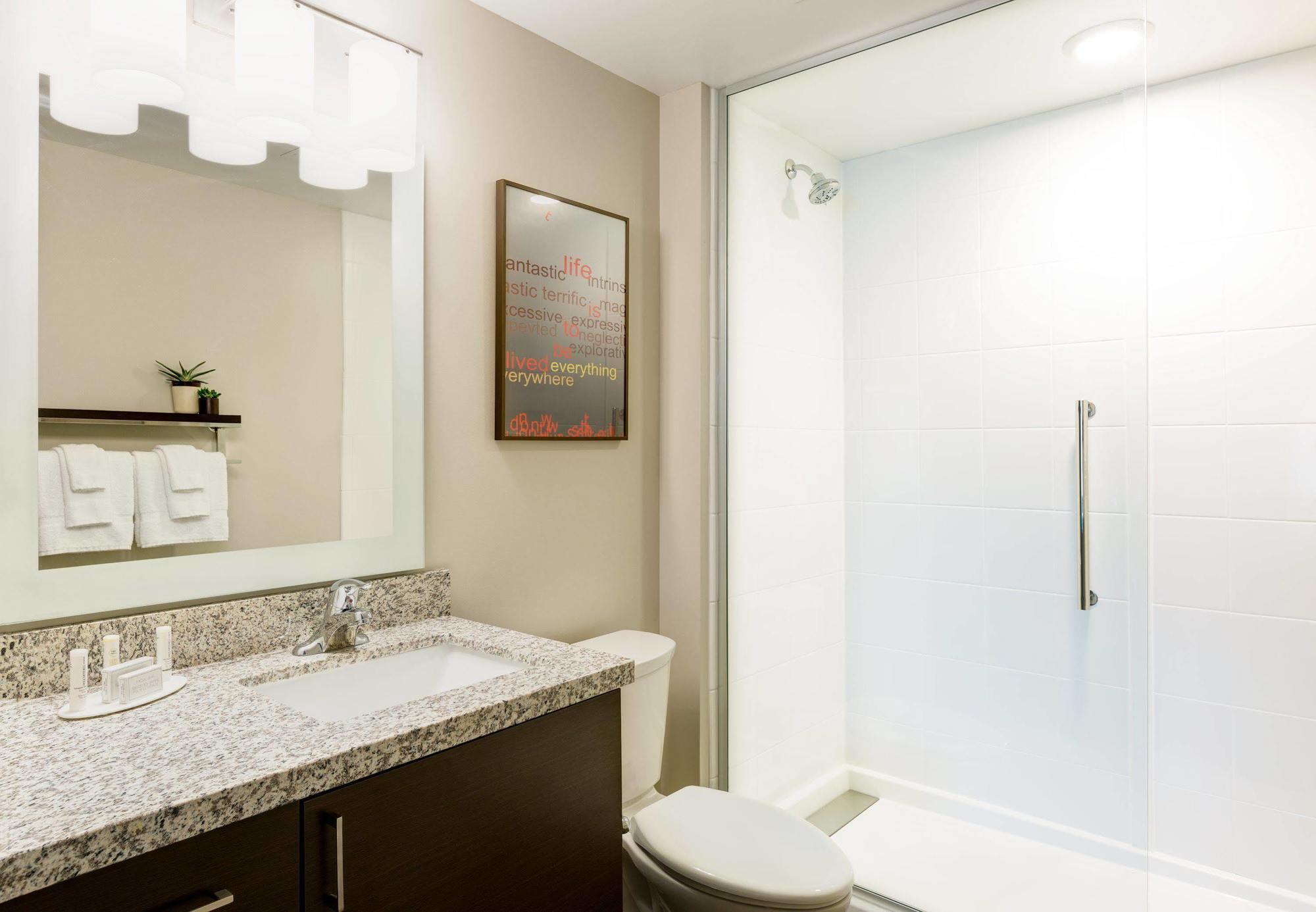 Towneplace Suites By Marriott Edmonton South Εξωτερικό φωτογραφία